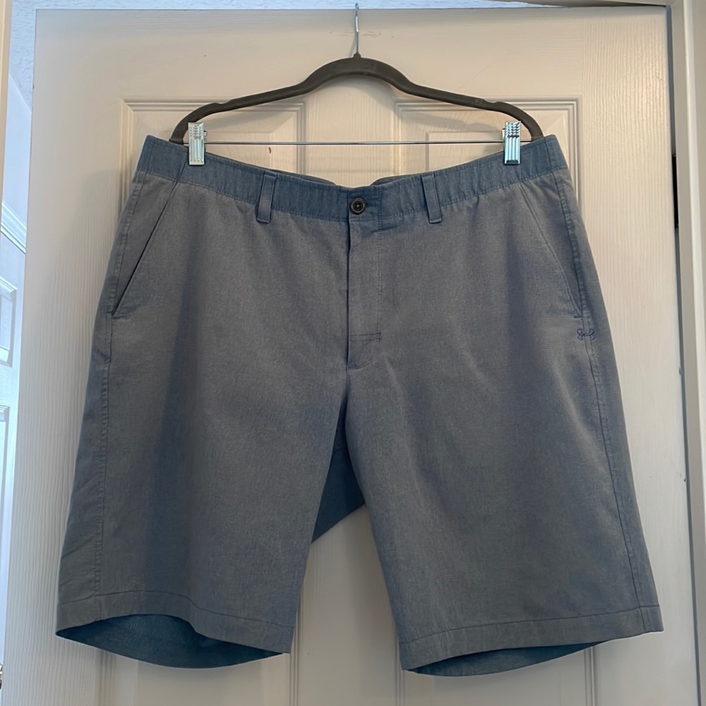 Mens Under Armour shorts. Never worn